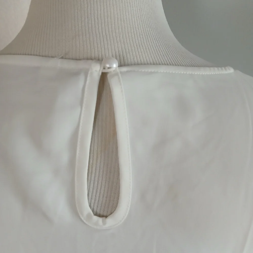 White Cap Tulip Sleeve Pleated Blouse XL - Picture 6 of 9